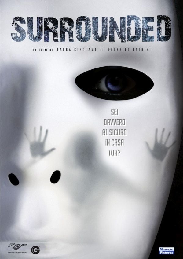 Edizione DVD di Surrounded