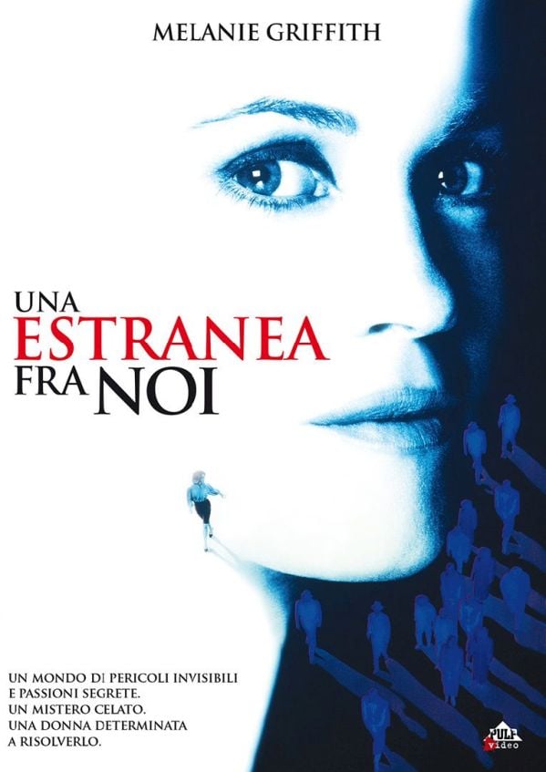 Edizione DVD di Una estranea tra noi
